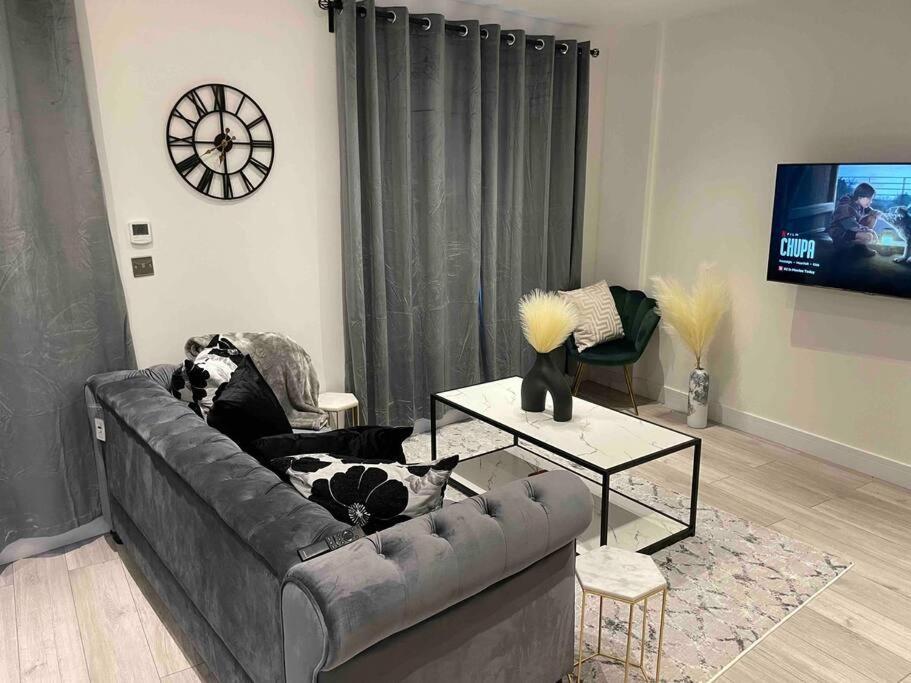 Stylish And Cosy 2 Bedroom Flat In Croydon Exteriér fotografie