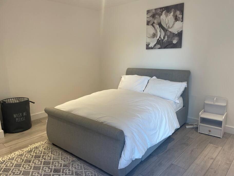 Stylish And Cosy 2 Bedroom Flat In Croydon Exteriér fotografie