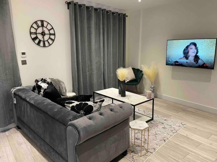 Stylish And Cosy 2 Bedroom Flat In Croydon Exteriér fotografie