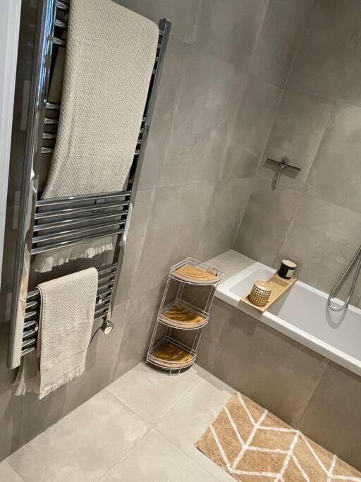 Stylish And Cosy 2 Bedroom Flat In Croydon Exteriér fotografie